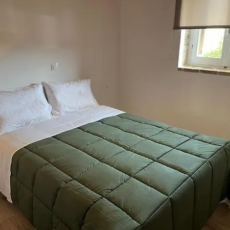 Stone House Bourgos * Koróni