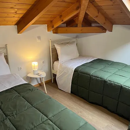 Ferienhaus Stone House Bourgos *